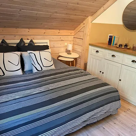 Prázdninový dům Charmantes Holzhaus Seeadler In Dranske, Ruegen *