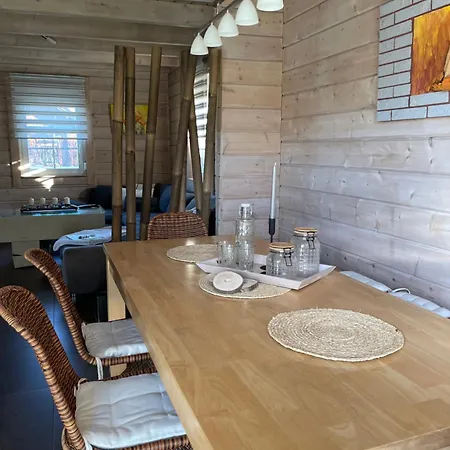 Charmantes Holzhaus Seeadler In Dranske, Ruegen Σπίτι διακοπών Dranske